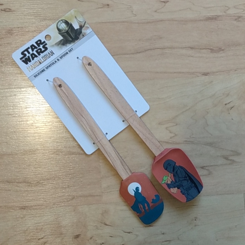 Star Wars Mandalorian Kitchen Silicone Spatula and Spoon Set
